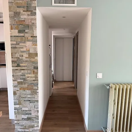 شقة Beautiful 2-bedroom With Air Conditioning - Tram - Balconies - Quiet نيس