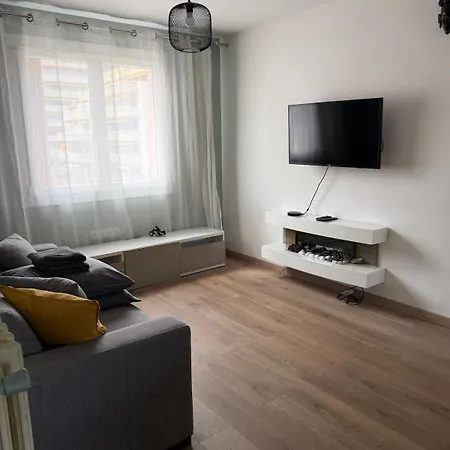 Apartamento Beautiful 2-bedroom With Air Conditioning - Tram - Balconies - Quiet Niza