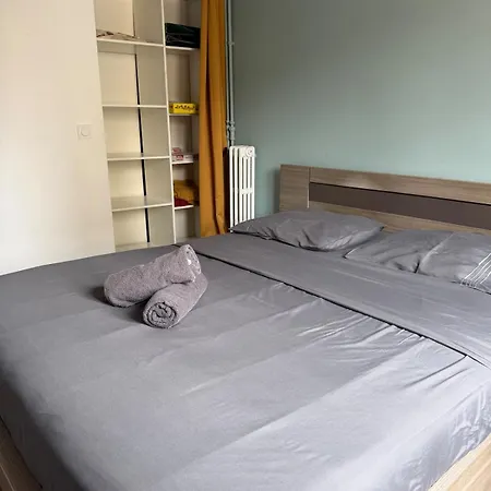 شقة Beautiful 2-bedroom With Air Conditioning - Tram - Balconies - Quiet نيس